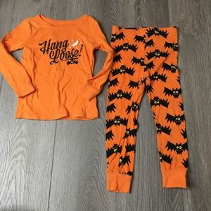 Old Navy Hang Loose Halloween Bat Pajama Set Long Sleeve Cotton Orange 3T